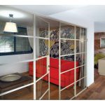 מחיצת פנים מברזל בלגי לבן