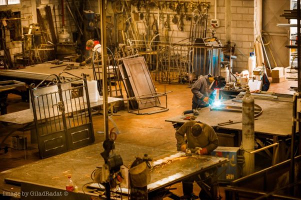 המפעל באריאל